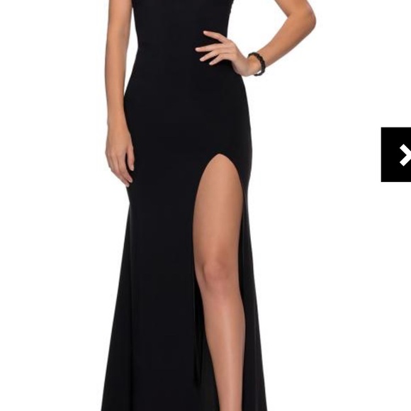 La Femme Classic Black Form Fitting Gown NWT - Picture 3 of 8